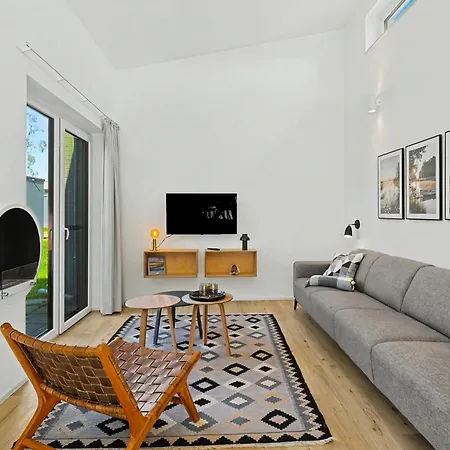 Wellenklang By Interhome Lembruch